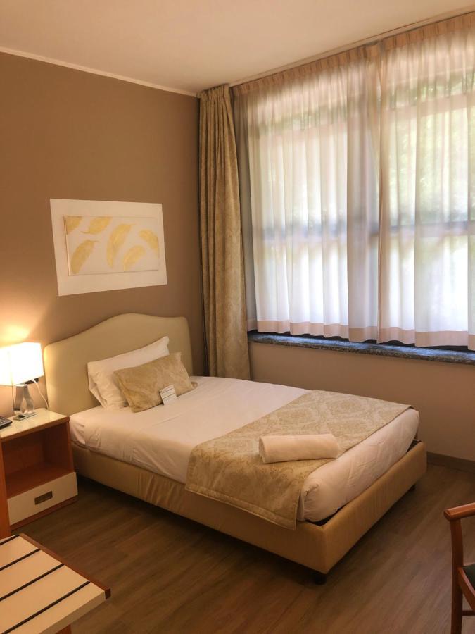 La Bergamina Hotel & Restaurant Arcore Kültér fotó